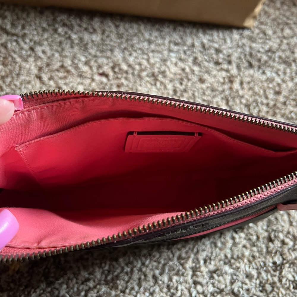 Coach Brown, Black & Pink Crossbody Bag with Signature Design - Picture 5 of 7